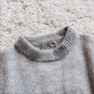 Everlane alpaca crew sweater